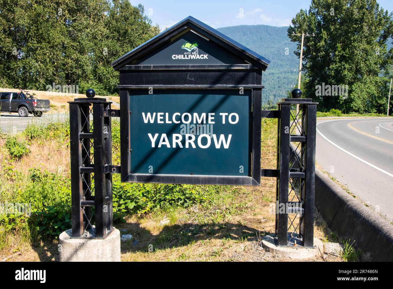 Welcome to Yarrow town sign in Chilliwack, British Columbia, Canada Stock Photo