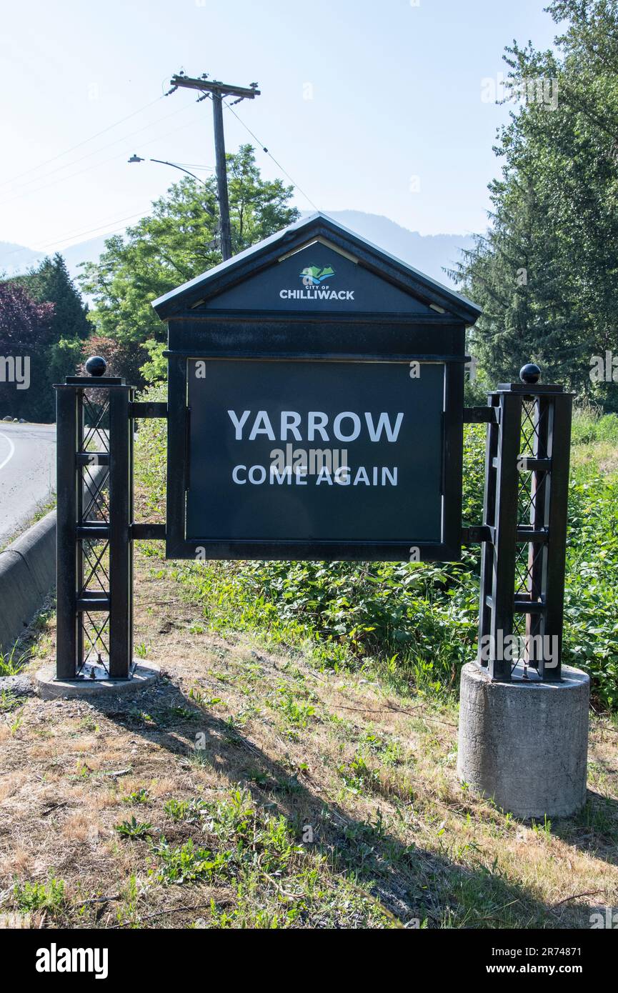 Come again to Yarrow town sign in Chilliwack, British Columbia, Canada Stock Photo