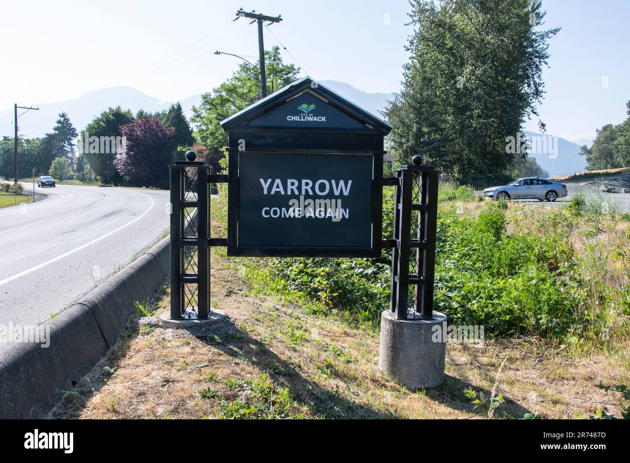 Come again to Yarrow town sign in Chilliwack, British Columbia, Canada Stock Photo