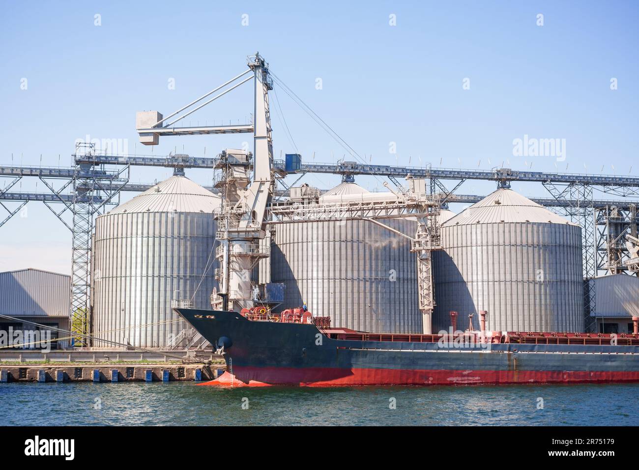 Cereal warehouse and agroprocessing and manufacturing plant for