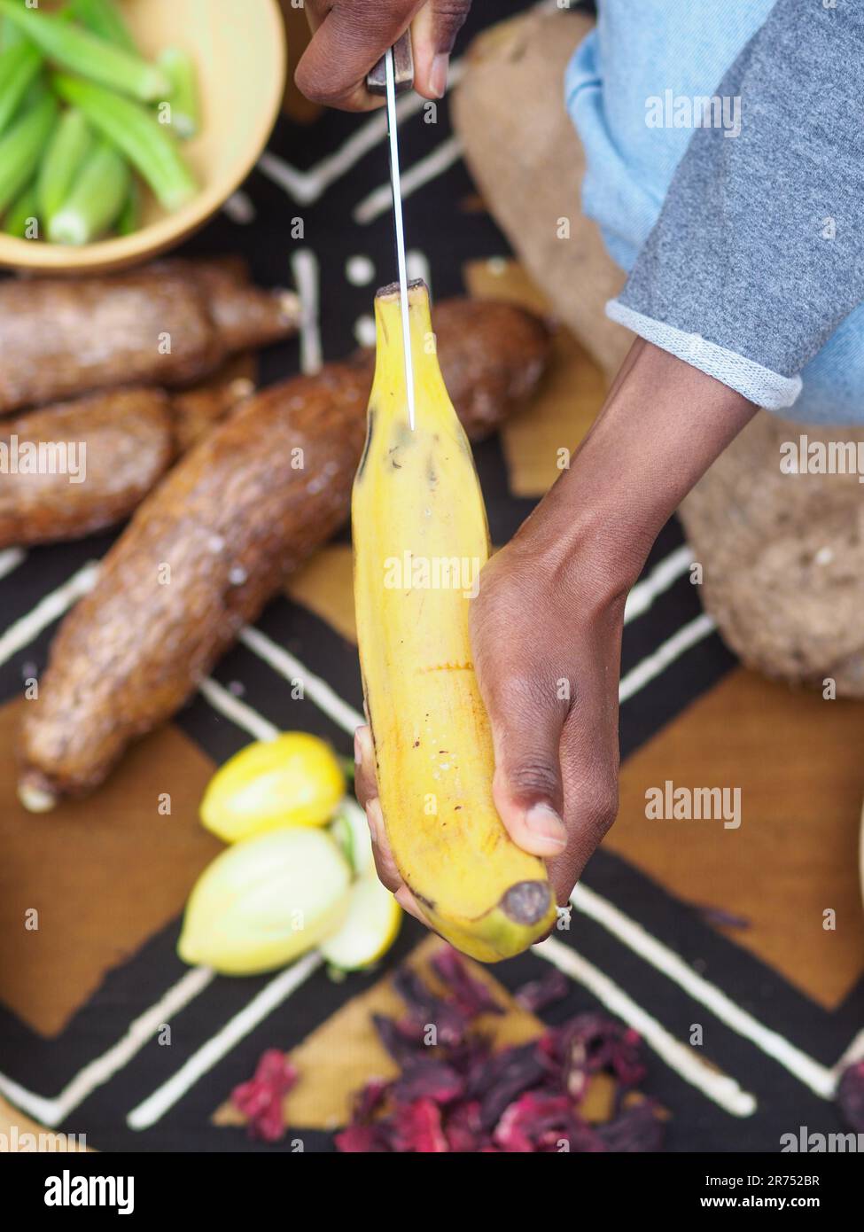 Food Preparation: Banana Slicer