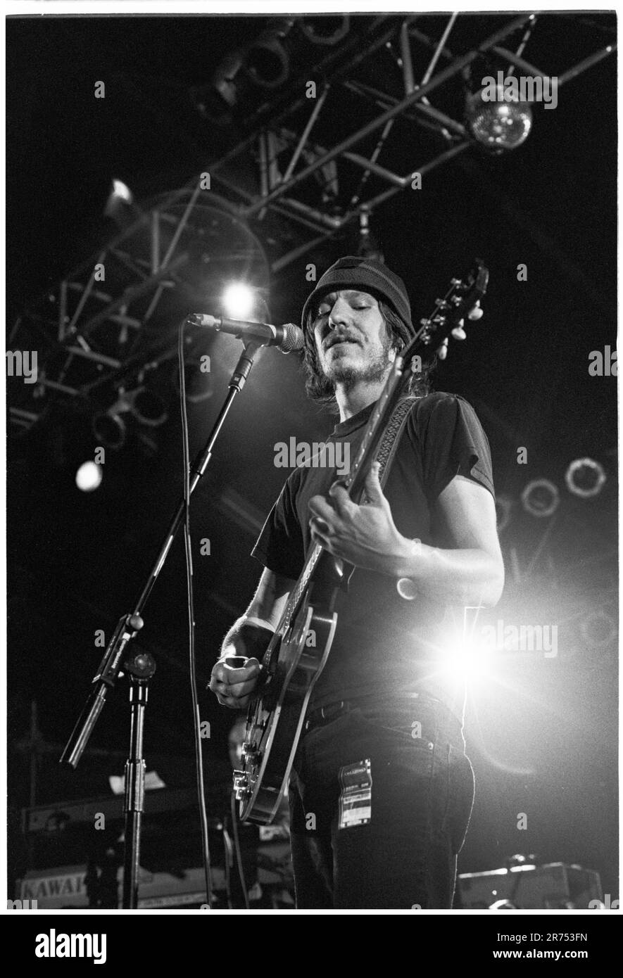 ELLIOTT SMITH, READING FESTIVAL, 2000 Singer songwriter Elliott Smith