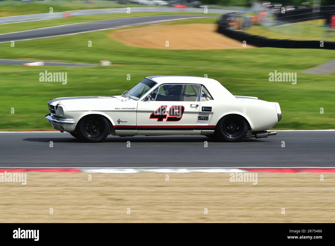 Mike Whitaker, Michael Whitaker Jnr, Ford Mustang, Masters Pre-1966 Touring  Cars, harking back to the days of the British Saloon Car Championship, a o  Stock Photo - Alamy