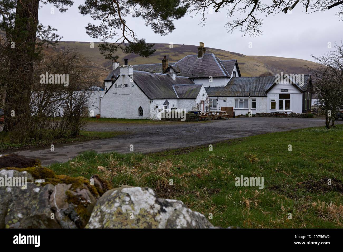 On the Southern Upland way, a welcome rest for ravellers, Tibbie Shiel's Inn by St Mary's Loch. Scotland Stock Photo