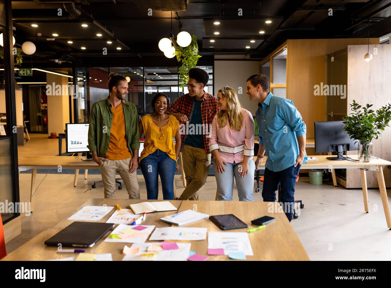 Team portrait at work casual hi-res stock photography and images - Alamy
