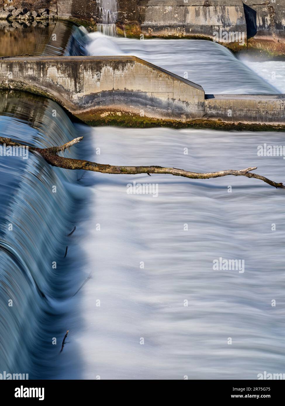 Cemented river hi-res stock photography and images - Alamy