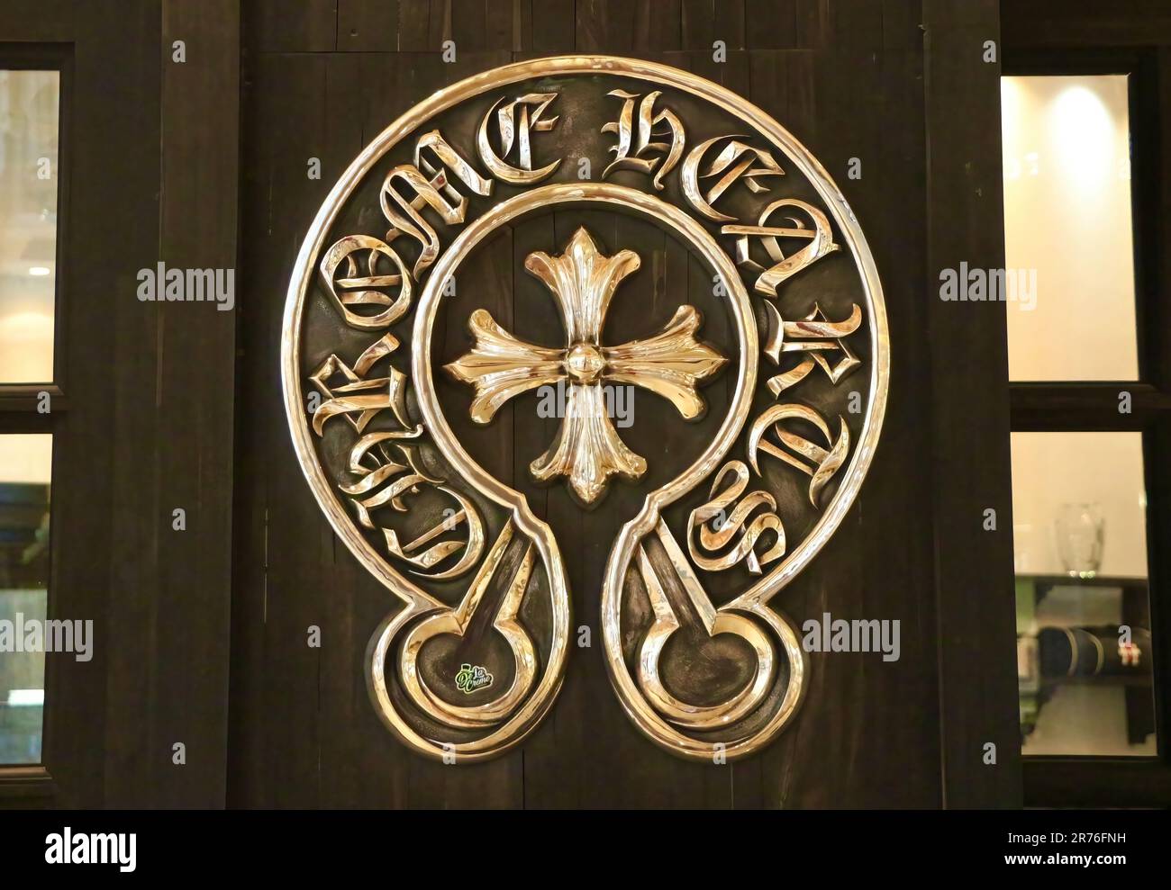 Chrome Hearts Store Los Angeles USA Online www.meesenburg.kz