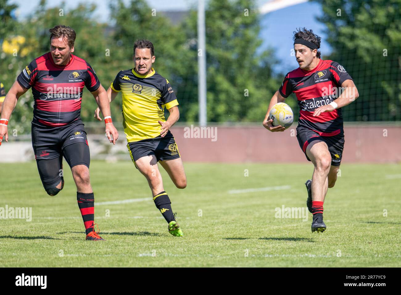 Physical Rugby Physical contact sports hi-res stock photography and images - Alamy