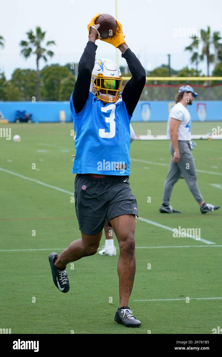 Los Angeles Chargers safety Derwin James Jr. (3) runs a drill