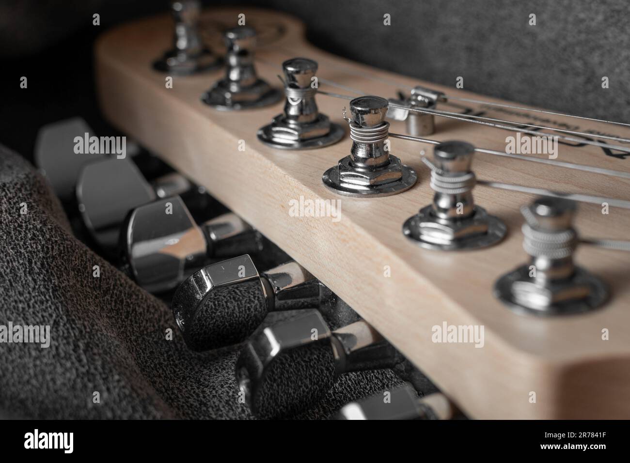 Close Up Photograph of Natural Vintage Electric Guitar Stock Photo Alamy
