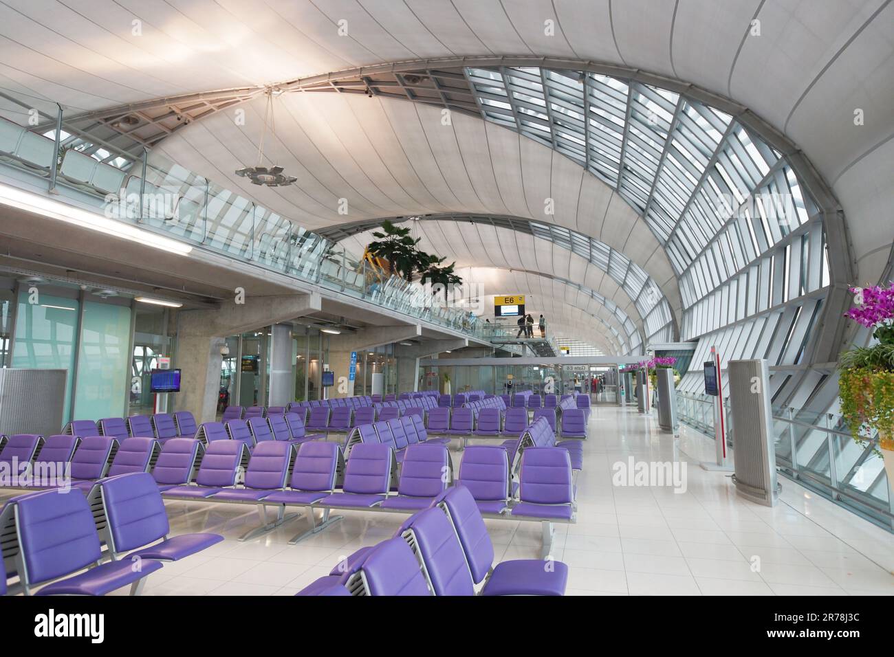 BANGKOK OCTOBER 16 The main concourse of Suvarnabhumi Airport