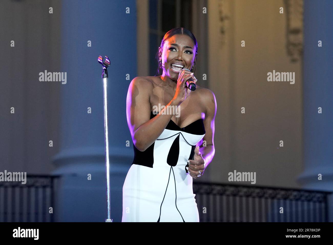 Patina Miller performs during a Juneteenth concert on the South Lawn of the  White House in Washington, Tuesday, June 13, 2023. (AP Photo/Susan Walsh  Stock Photo - Alamy