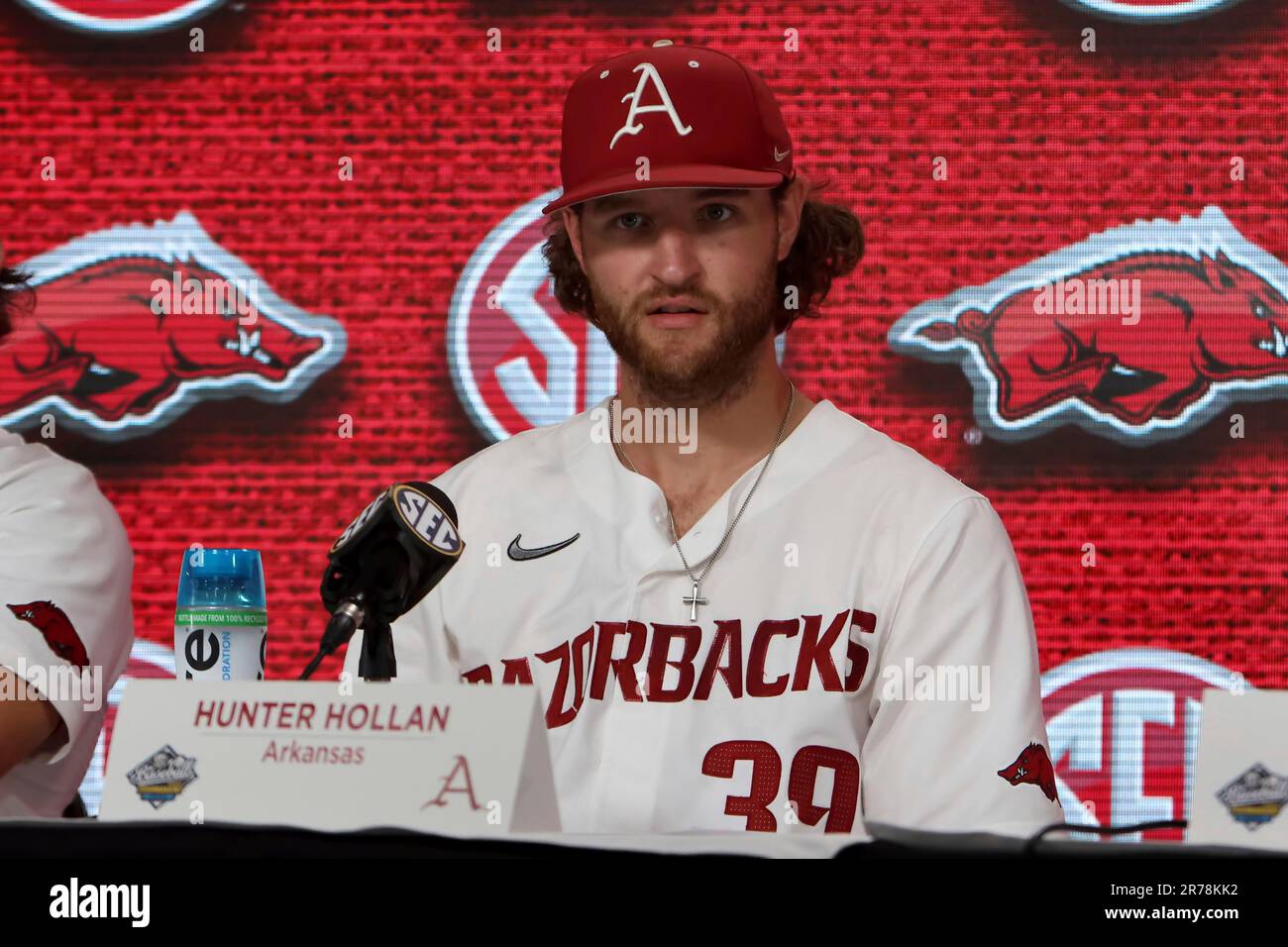 HOOVER, AL MAY 25 Arkansas Razorbacks pitcher Hunter Hollan (39