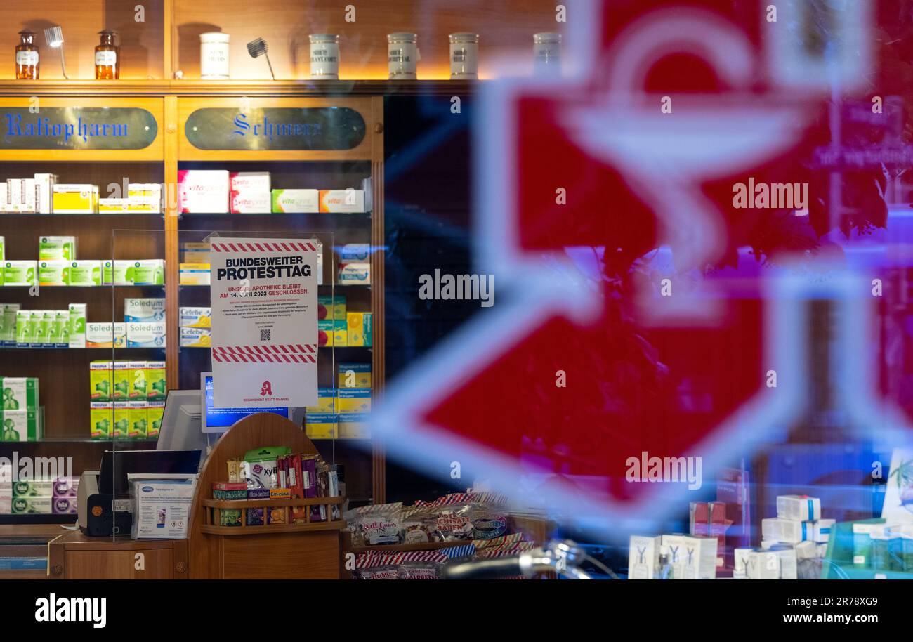 List of pharmacies hires stock photography and images Alamy