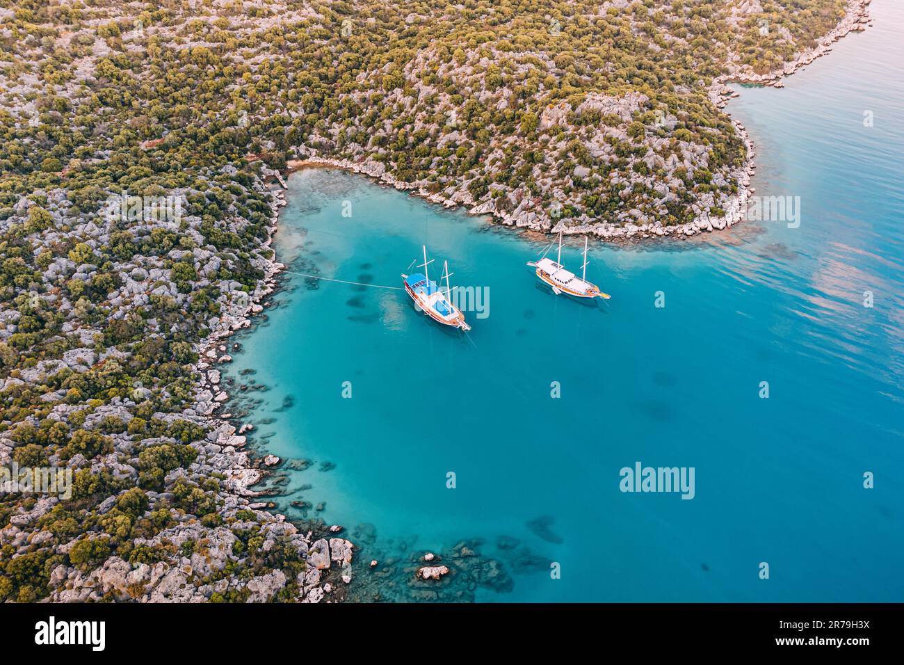 Aerial top view catamaran boats hi-res stock photography and images - Alamy