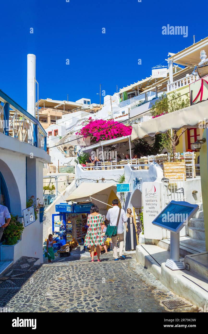 Greek island souvenir shop hi-res stock photography and images - Page 16 -  Alamy