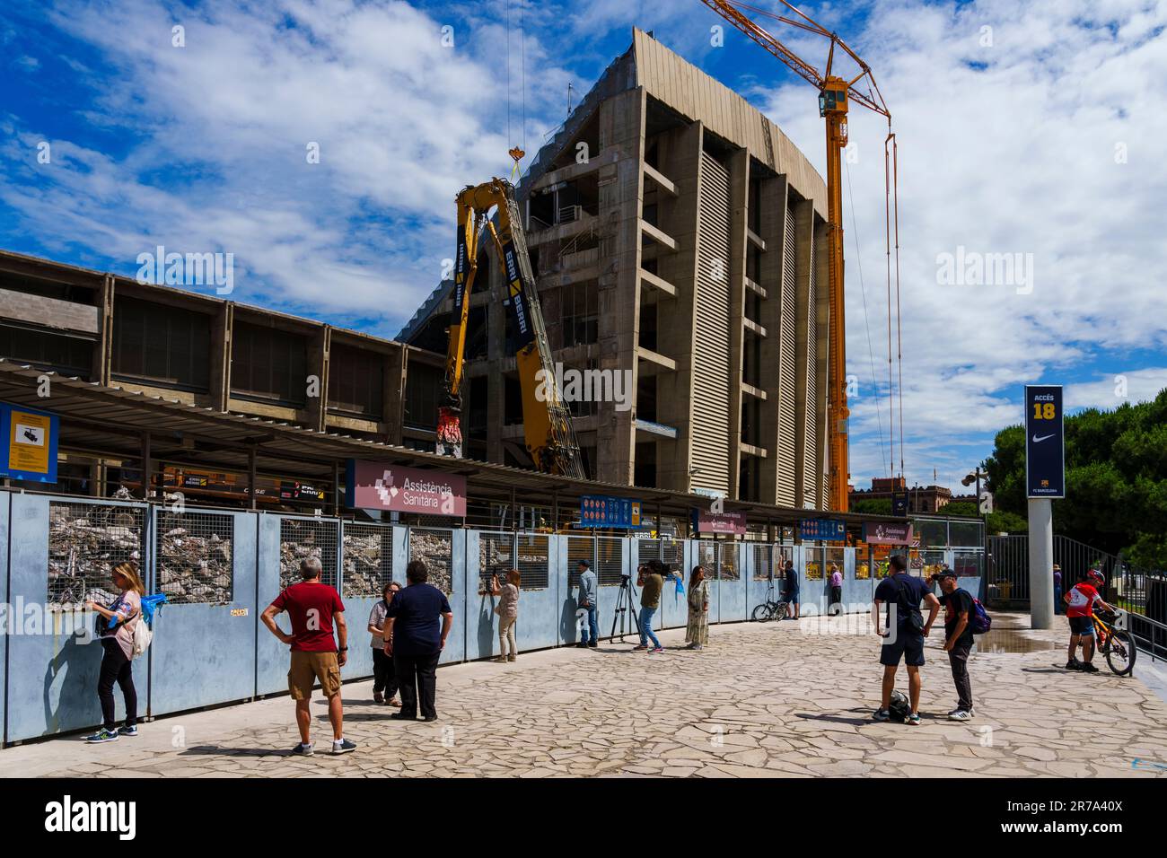 Barcelona, Spain, 14, June, 2023.  Spain-Barcelona-Spotify Camp Nou under construction.  Curious people come to see the beginning of the remodeling works of the Spotify Camp Nou.  Credit: Joan Gosa/Alamy Live News Stock Photo