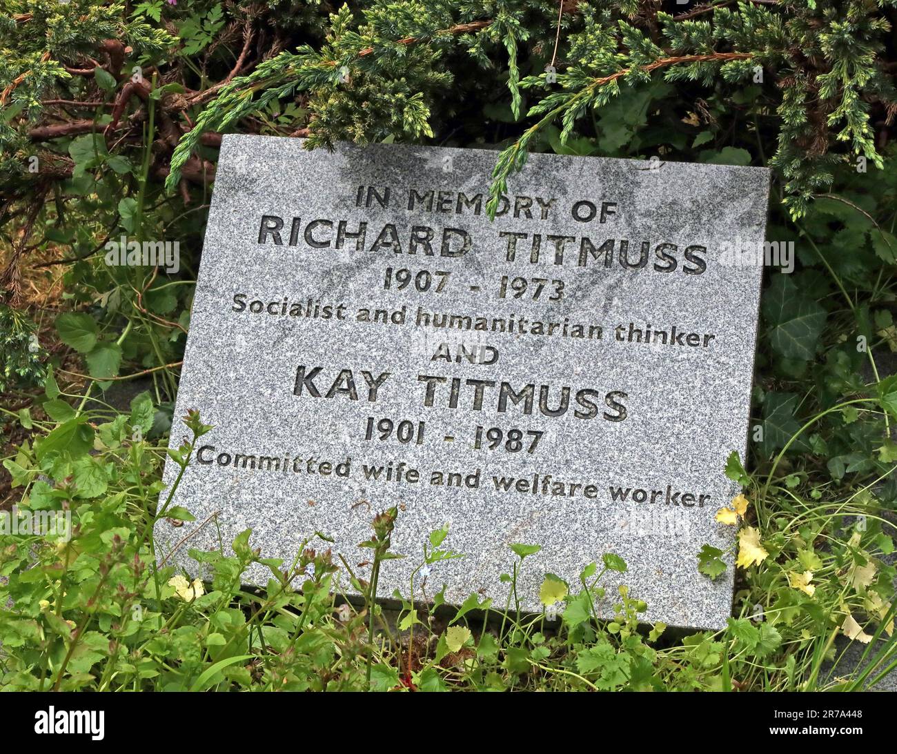 Grave of Richard Titmuss, Kay Titmuss,1907-1973 Socialist & humanitarian thinker, buried in Highgate Cemetery, London, Swain's Lane, N6 6PJ Stock Photo