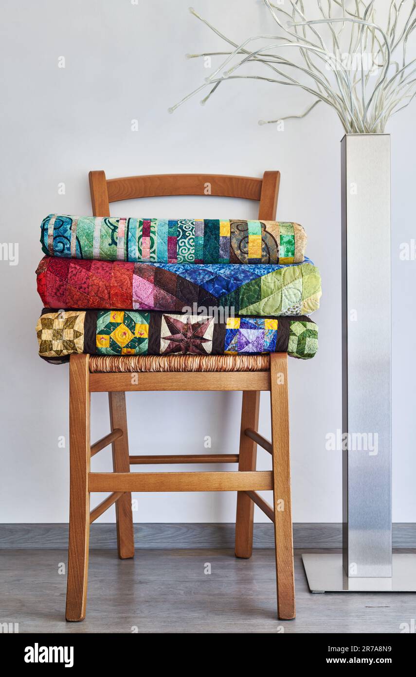 Traditional quilts hi-res stock photography and images - Alamy