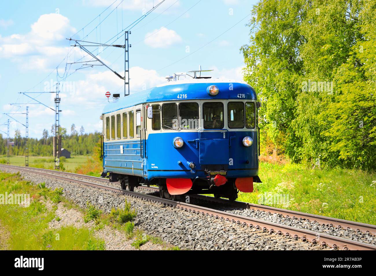 A preserved Blue VR Class Dm7 diesel multiple unit no 4216 near Humppila, Finland. June 9, 2023. 'Flat caps' used to operate in local rail traffic. Stock Photo