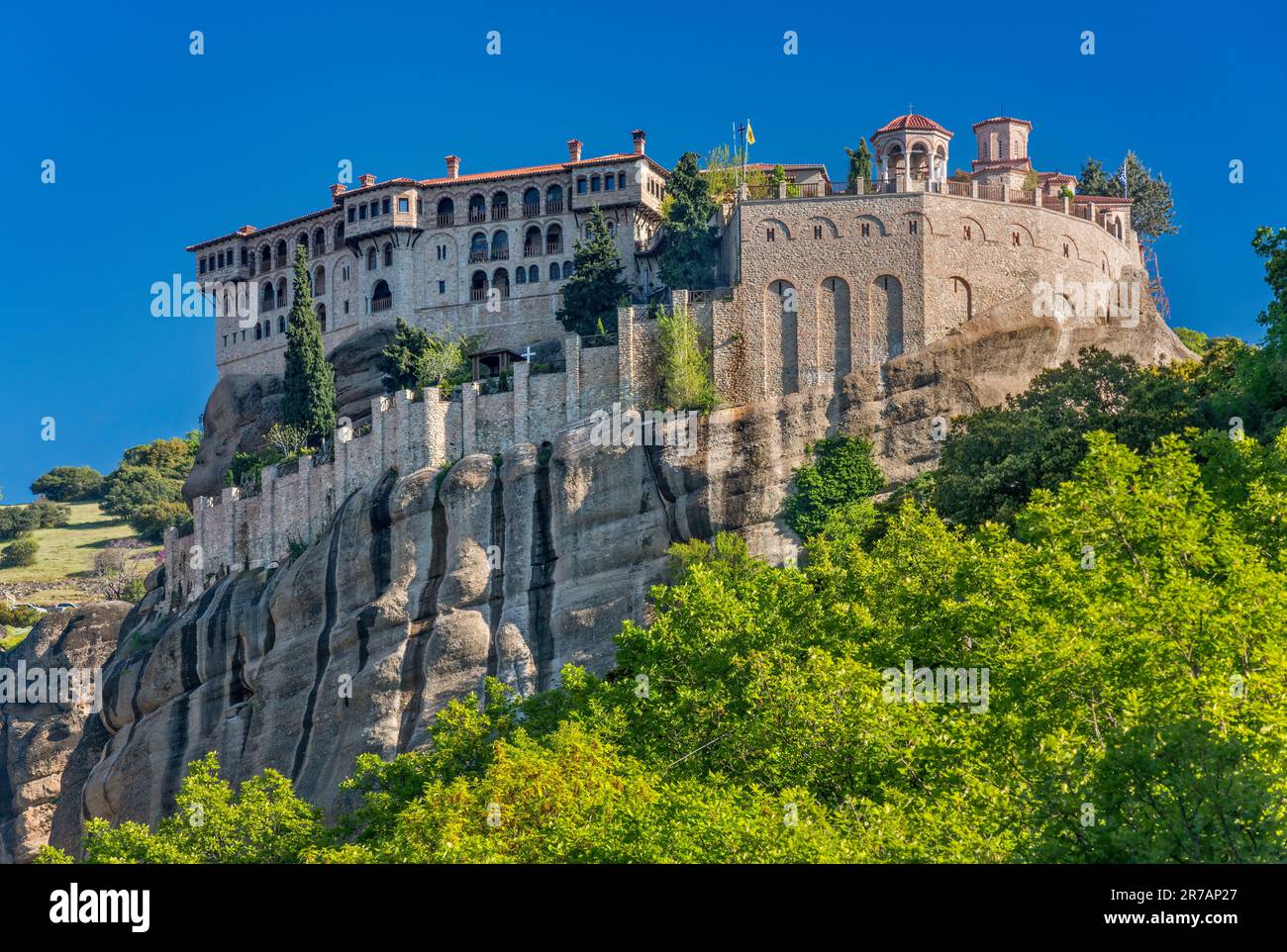 Moni Varlaam (Varlaam Monastery), mineral streaks on cliff, early spring, Meteora rock formations, Thessaly region, Greece Stock Photo