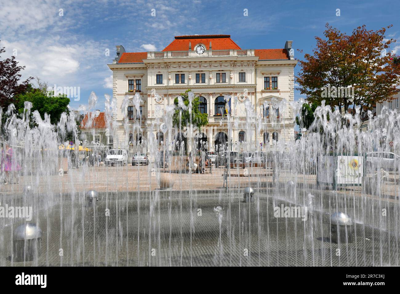 The town hall of Tulln on the Danube with the main square and trick fountain Stock Photo