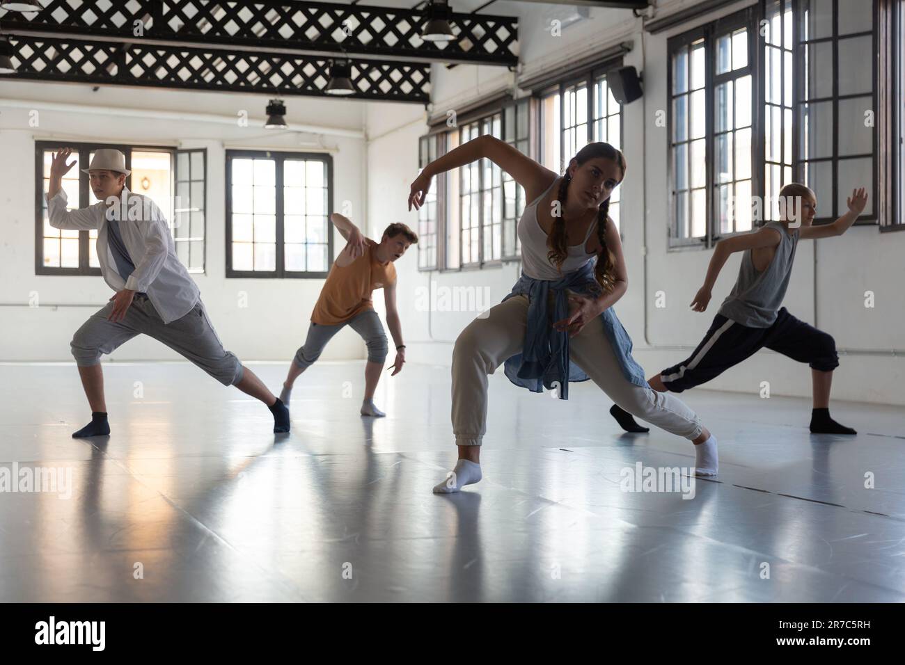 Teenagers training contemporary dance at studio Stock Photo Alamy