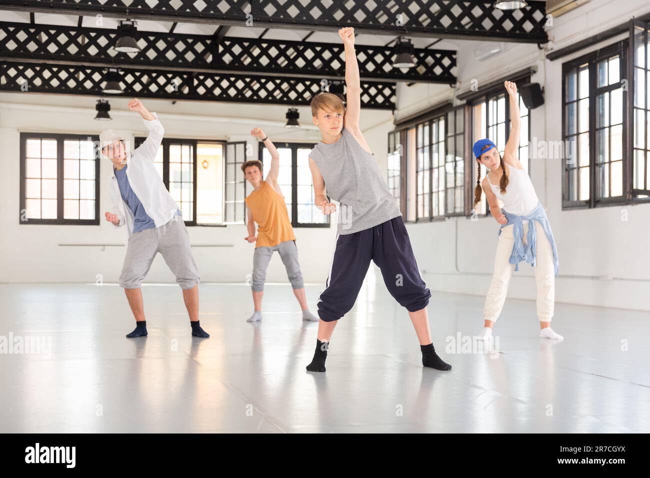 Teenage dancers training hip hop at studio Stock Photo - Alamy