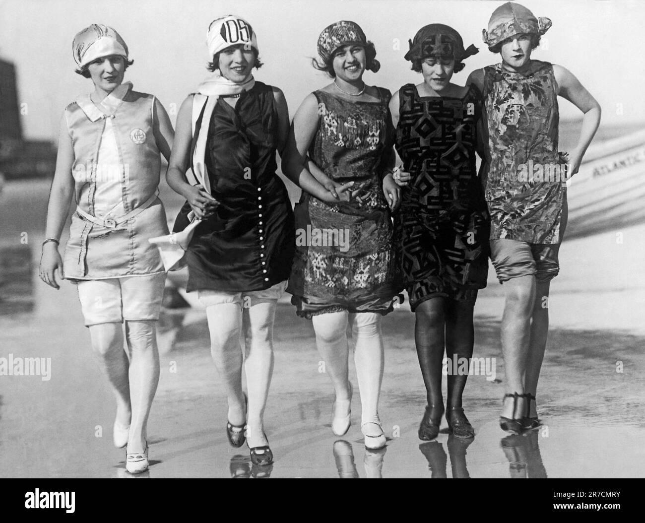 Atlantic City New Jersey July - Atlantic City New Jersey July 1924 Five Of The Contestants In The Miss America Contest Take A Stroll On The Beach 2R7CMRY