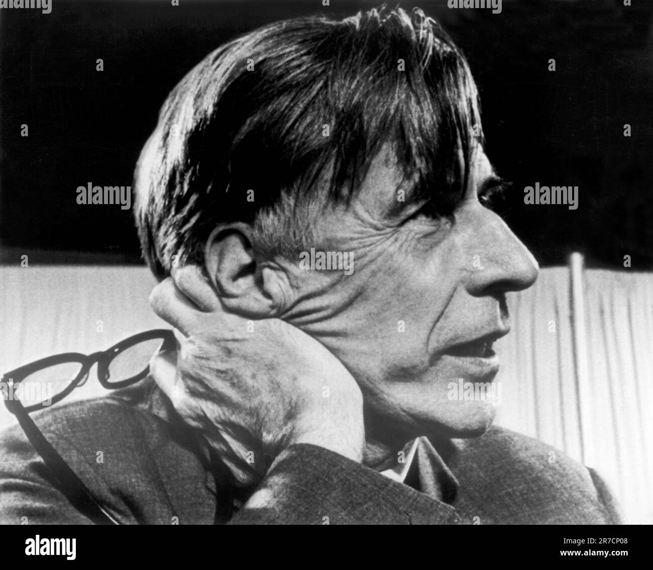 Chicago, Illinois:  August 21, 1968 Economist John Kenneth Galbraith, an advisor to Senator Eugene McCarthy, answers a question during a press conference. Stock Photo