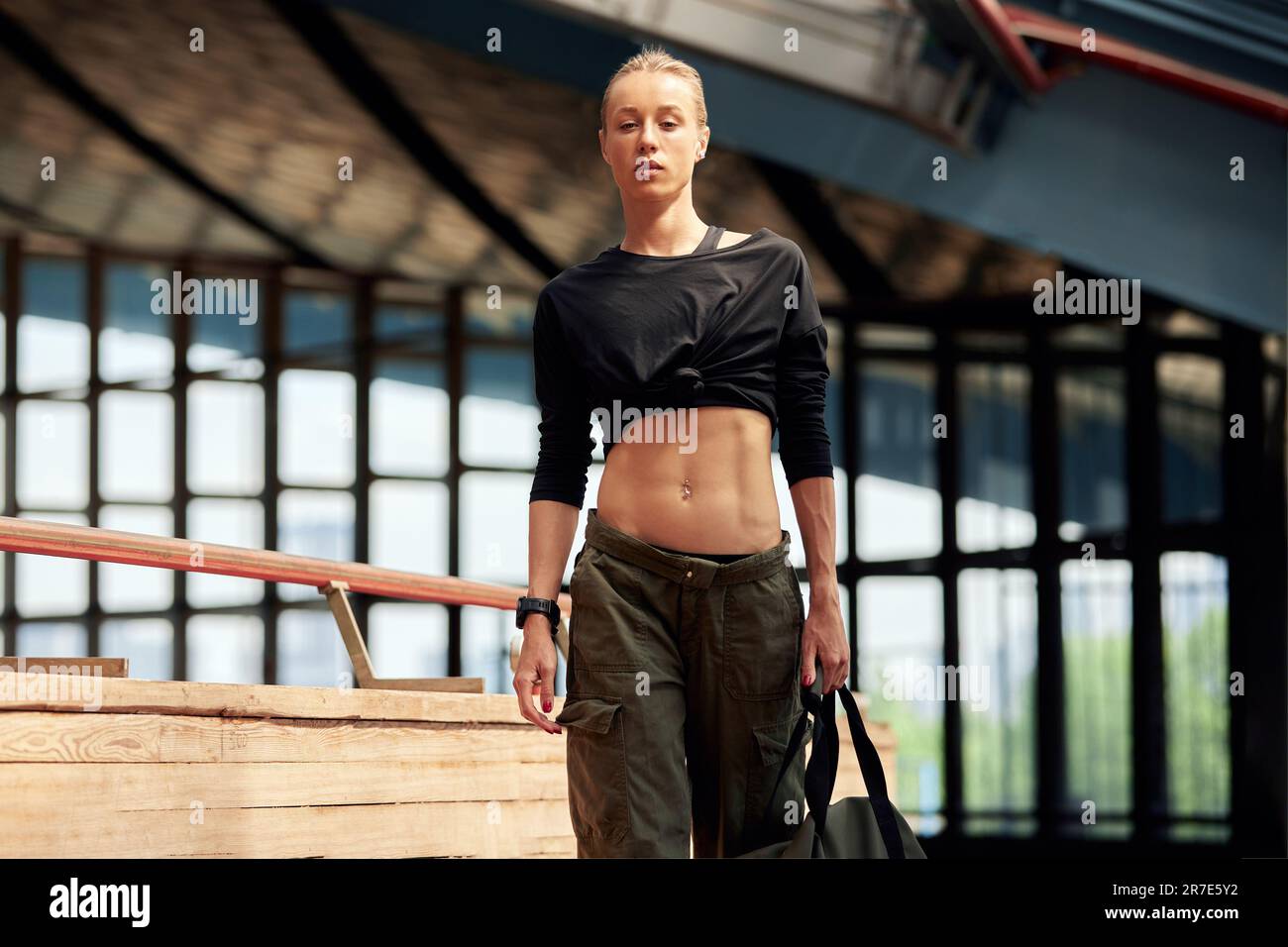 Cargo trousers hi-res stock photography and images - Alamy