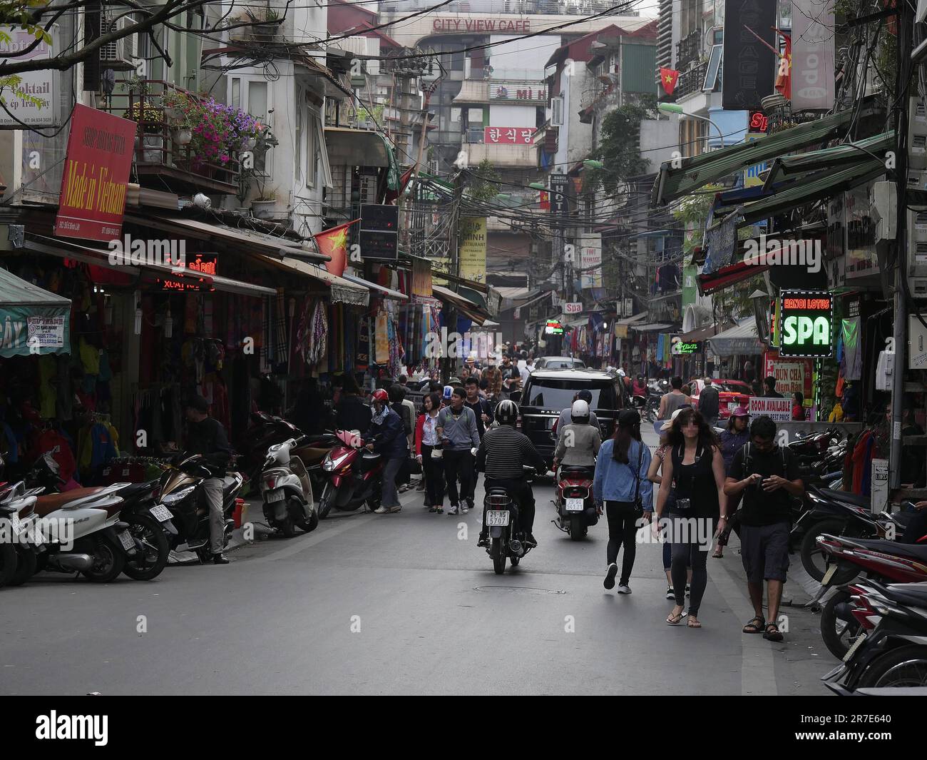 traffic in Old District of Hanoi, the 36 corporations District, Vietnam Stock Photo