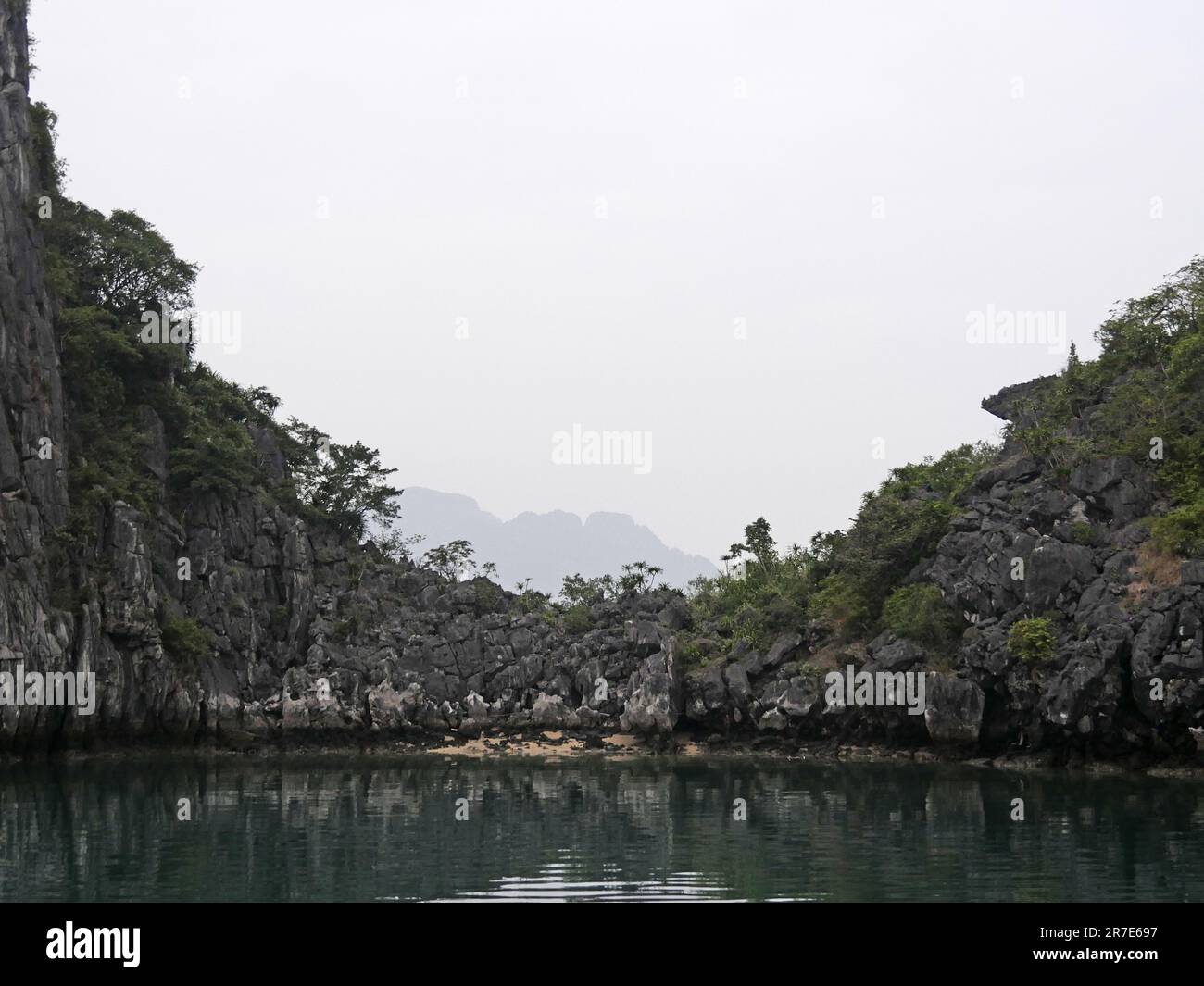 Vietnam, Quang Ninh Area, Halong Bay or Ha Long Bay Unesco World Heritage Site, The karst landscape Stock Photo