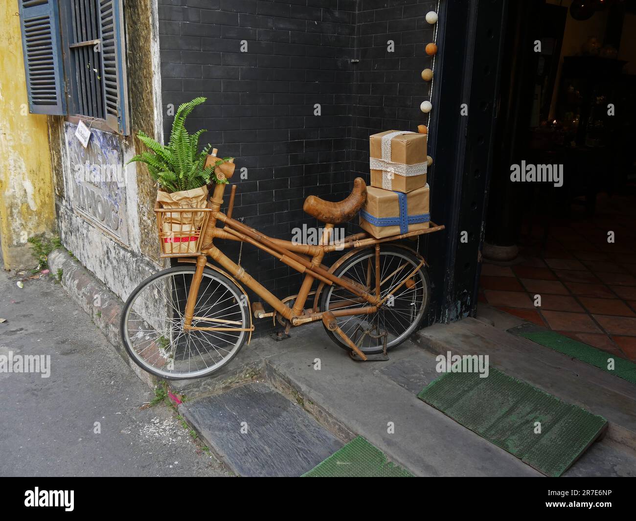 Vietnam, Quang Nam Province, Hoi An City, Old City listed at World Heritage site by Unesco, Wood Bicycle Stock Photo