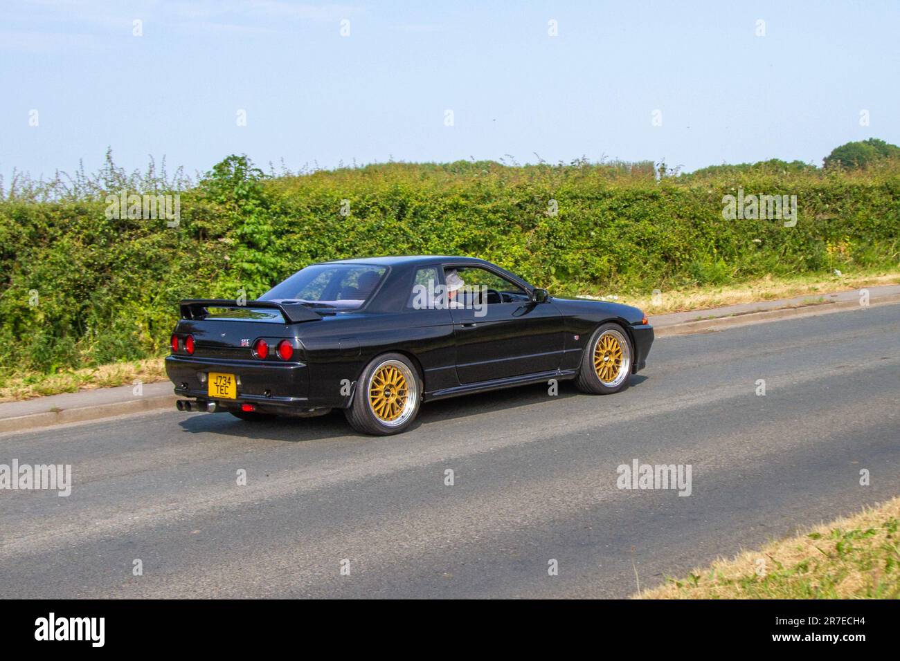 1992 90s nineties Black Nissan Skyline Gt-R Car Coupe Petrol 2600 cc