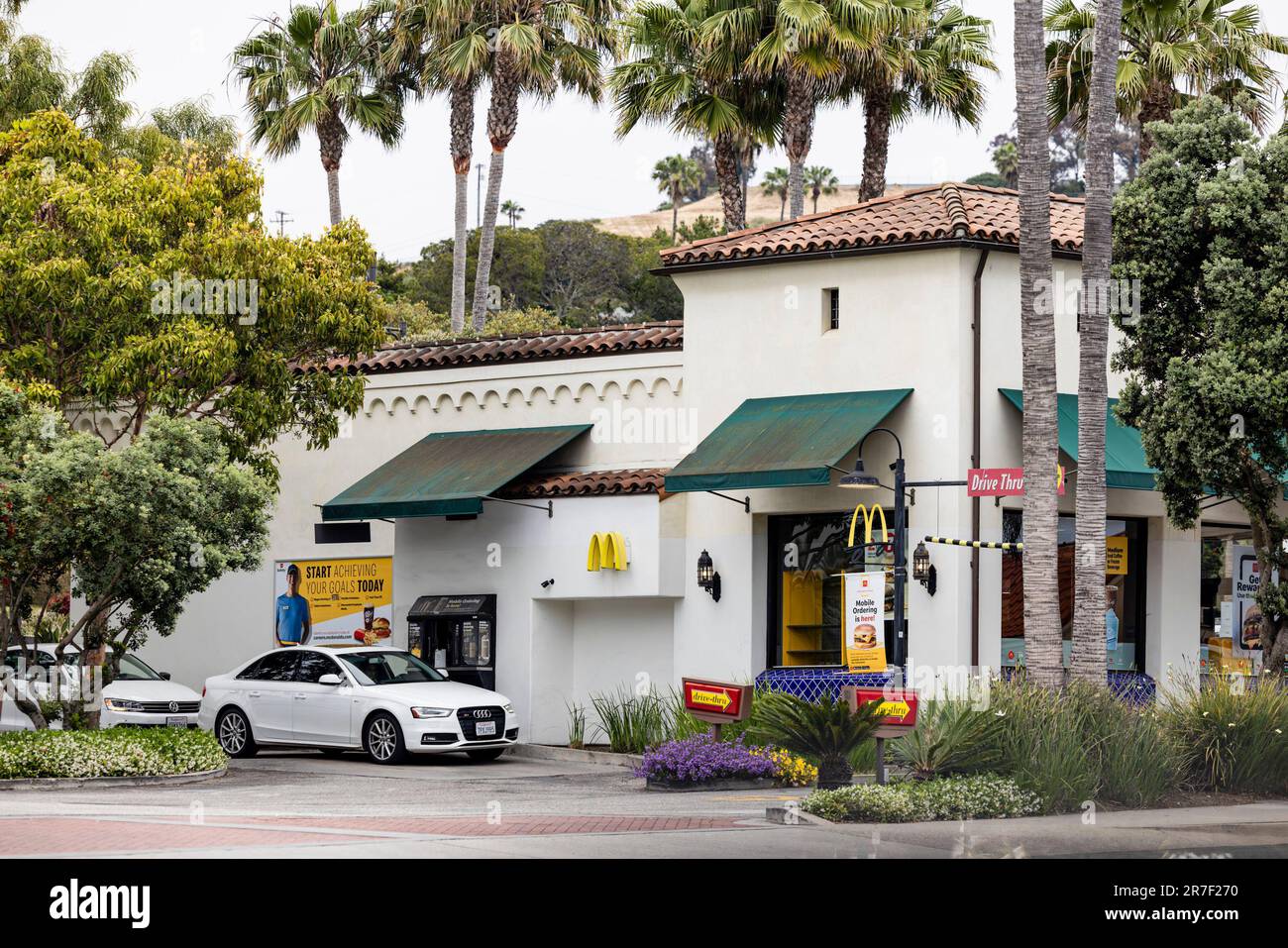 Santa Barbara, USA. 14th June, 2023. People enter the drivethru of a
