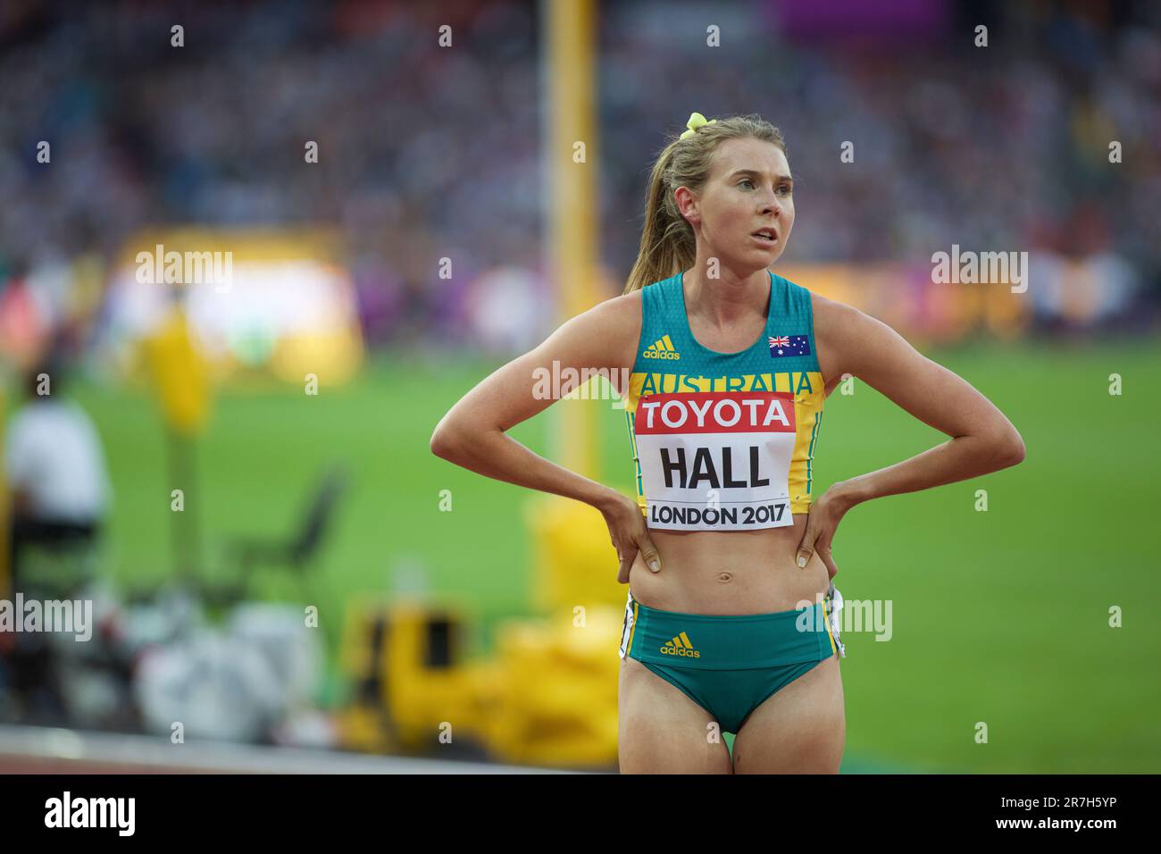 Linden Hall participating in the 1500m final at the World Athletics
