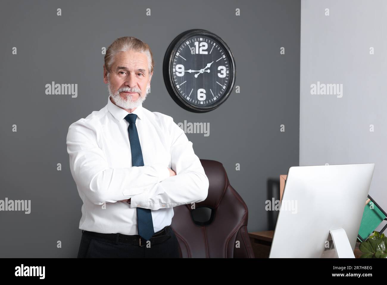 Successful boss hi-res stock photography and images - Alamy
