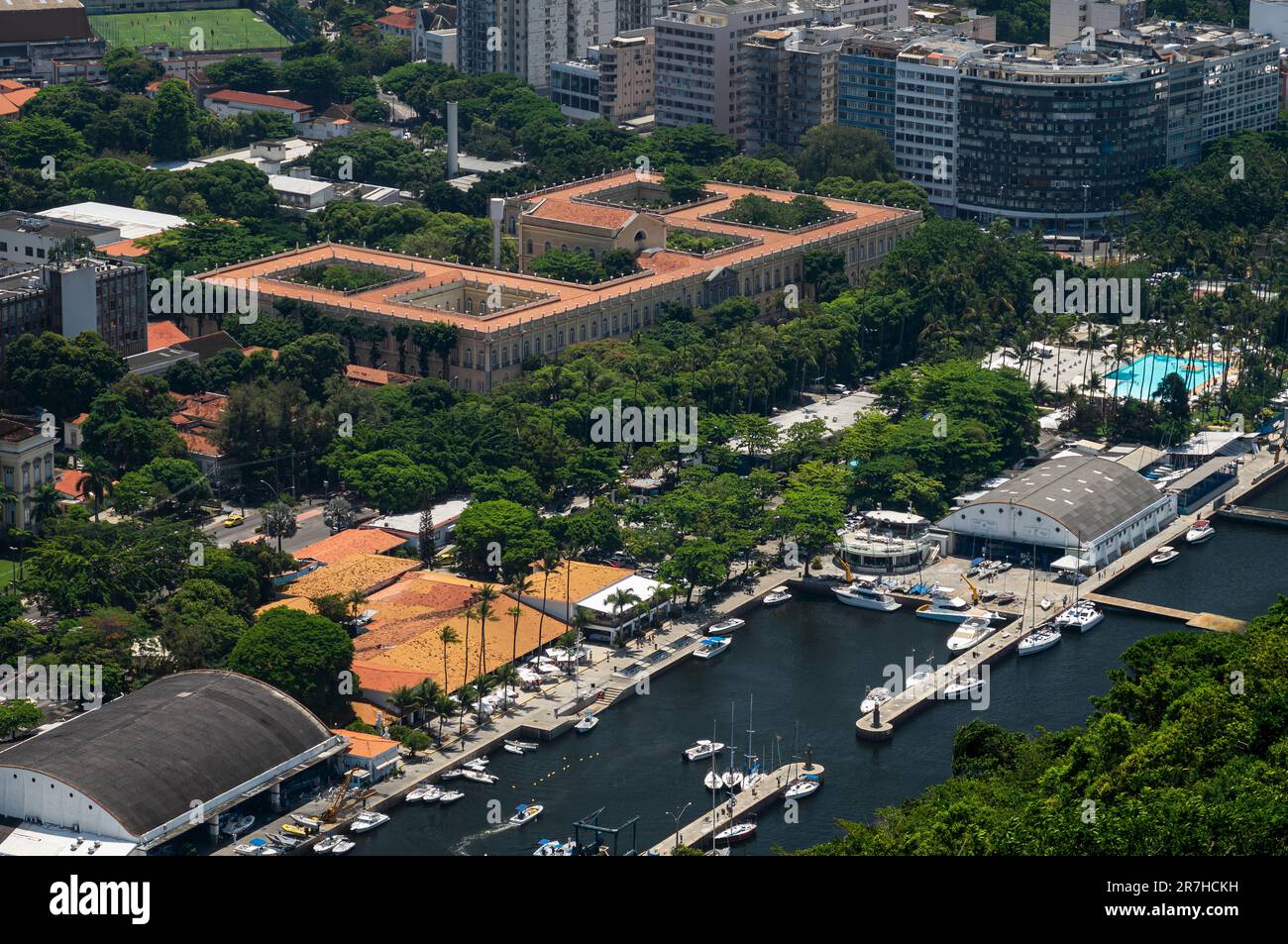 Aerial view of Rio de Janeiro Federal University (Praia Vermelha campus)  nearby the Yacht Club in Urca district under summer afternoon sunny day  Stock Photo - Alamy