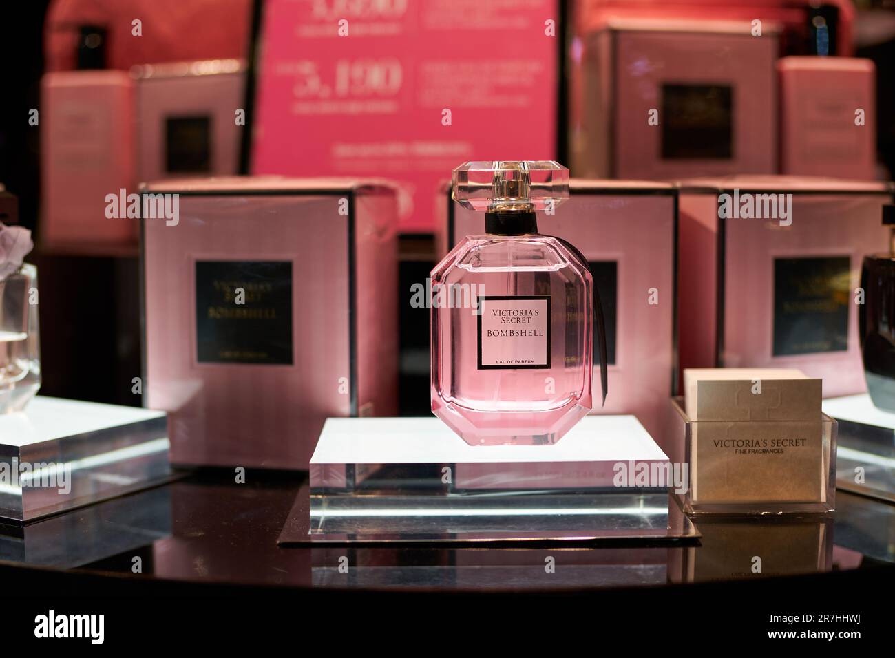 PATTAYA, THAILAND - CIRCA APRIL, 2023: bottle of Bombshell perfume on  display at Victoria's Secret retail store in Central Pattaya  (CentralFestival Pa Stock Photo - Alamy