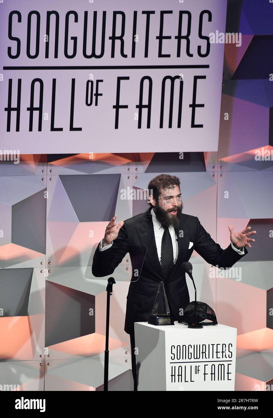 Why is Taylor Swift's induction significant? Why is Taylor Swift's induction significant?