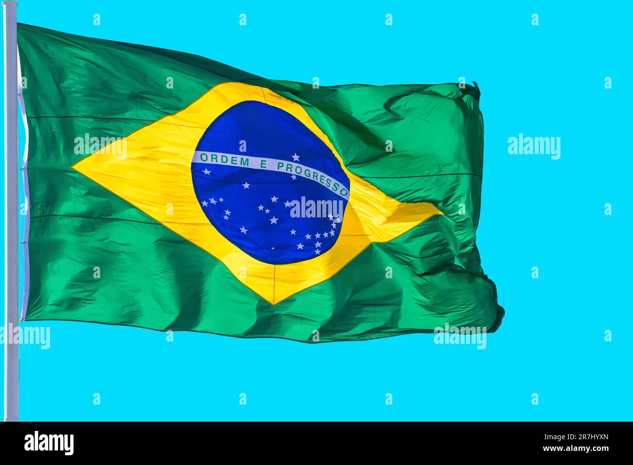 Brazilian flag blowing hi-res stock photography and images - Alamy