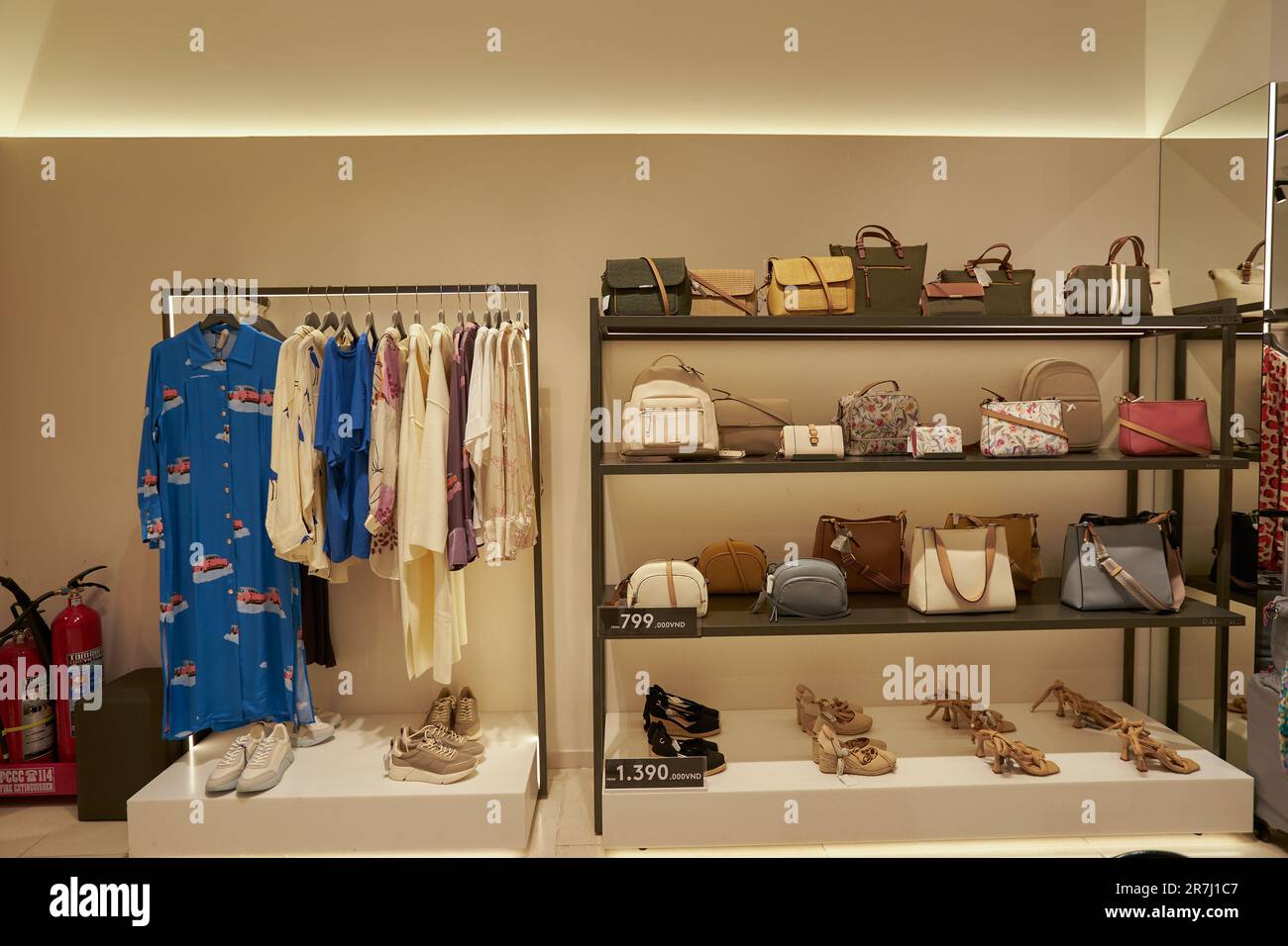 Parfois store hi res stock photography and images Alamy