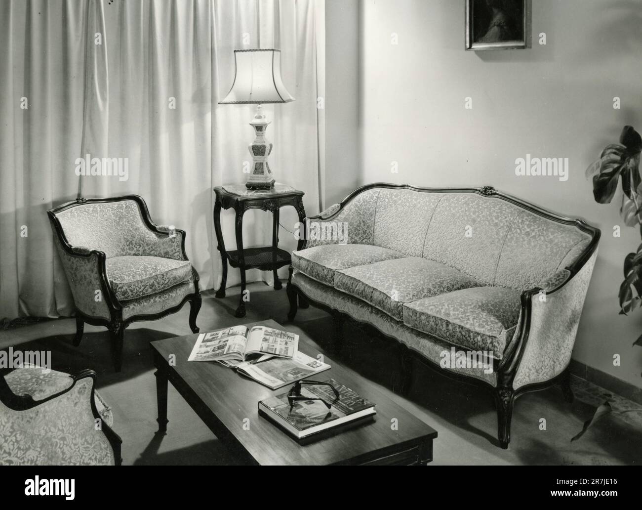 1970s living room hi-res stock photography and images - Alamy
