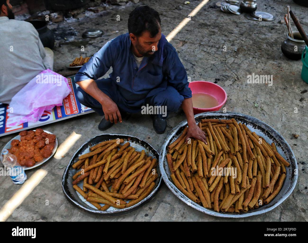 Non Exclusive June 15,2023, Srinagar Kashmir, India A chef prepares