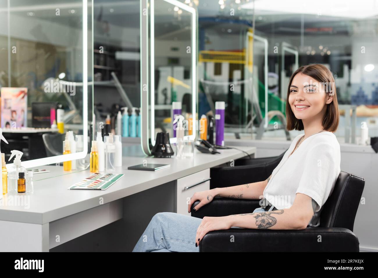 Salon client hi-res stock photography and images - Alamy