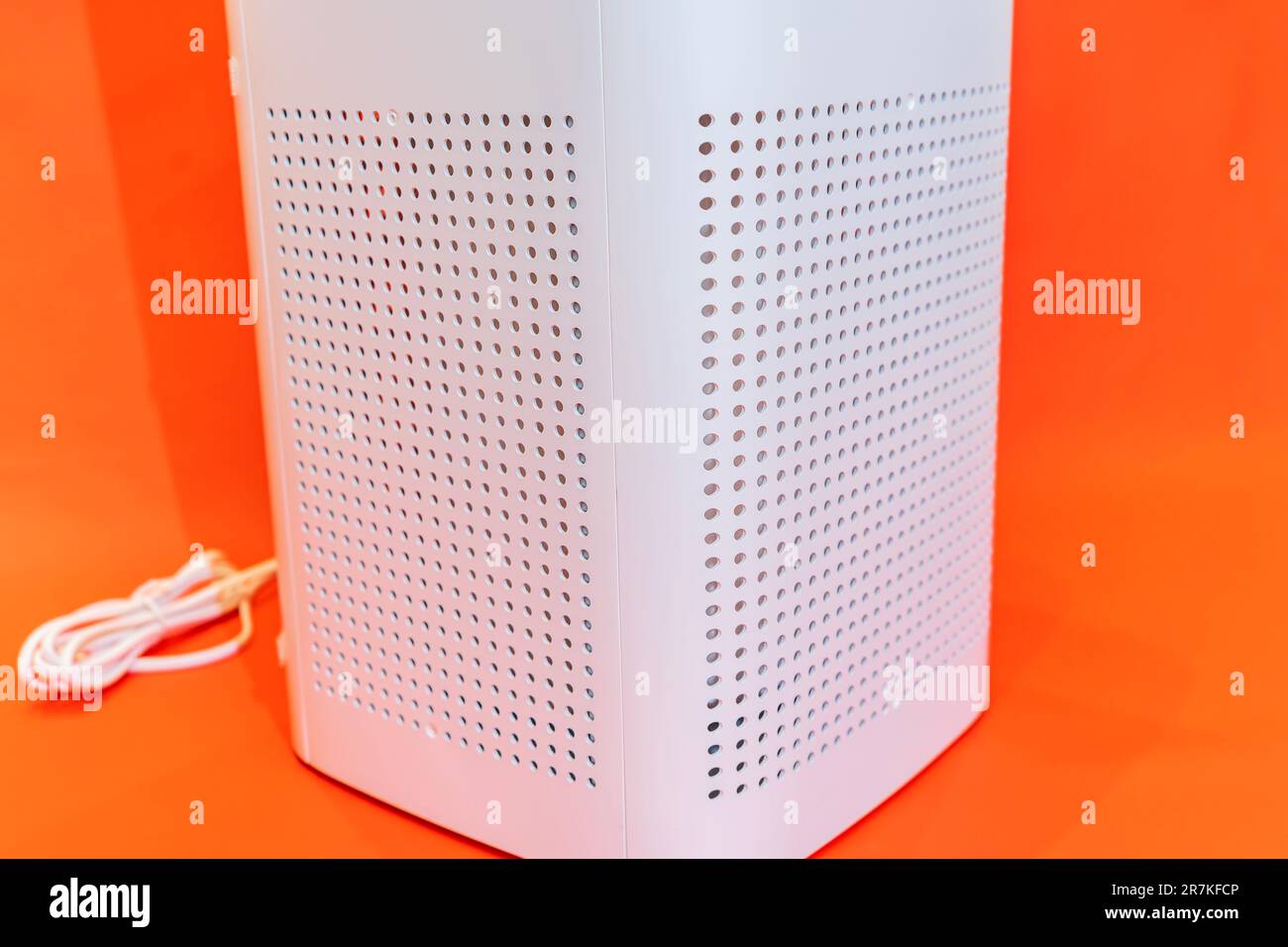 The White Air Purifier is an innovative and efficient solution for