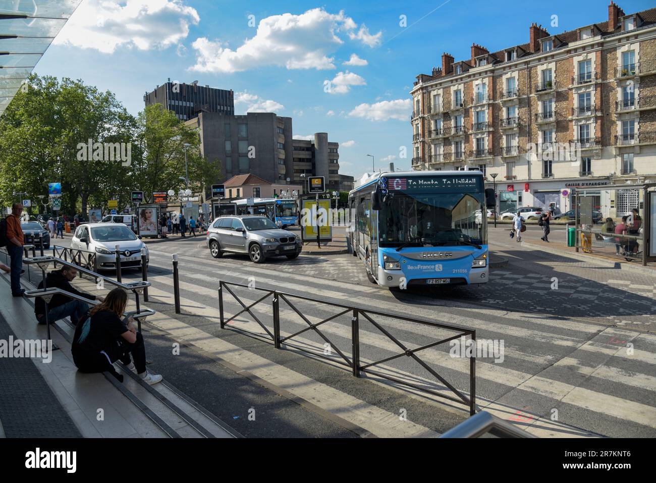 France Transdev Bus Hi res Stock Photography And Images Alamy france-transdev-bus-hi-res-stock-photography-and-images-alamy