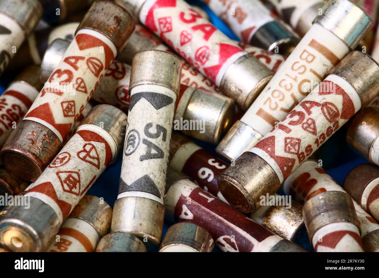 Heap of domestic electric plug fuses Stock Photo Alamy
