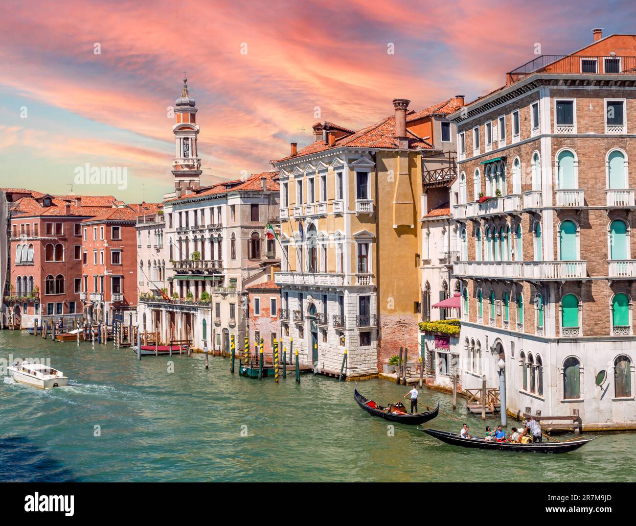 Houses on the Grand Canal in Venice Stock Photo - Alamy